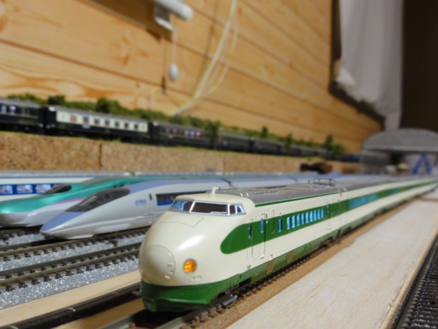 東北新幹線 200系0番台「やまびこ」開業一番列車 基本セット＆増結セット :Nゲージ 夢の特別列車～999、オリエントエクスプレス～ 鉄道模型